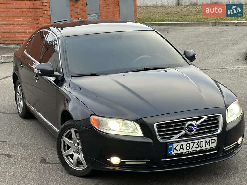 Седан Volvo S80 2010 в Киеве