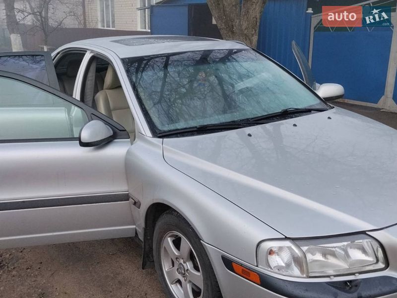 Седан Volvo S80 2000 в Знам'янці