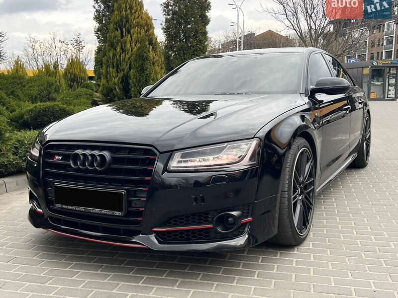Седан Audi S8 2017 в Днепре