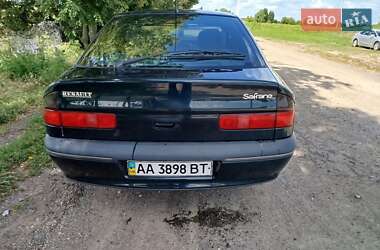 Лифтбек Renault Safrane 1998 в Прилуках