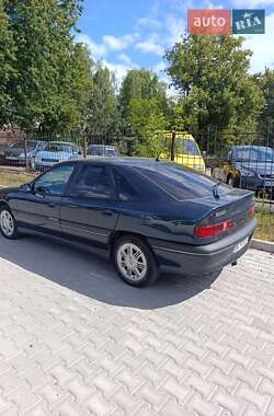 Лифтбек Renault Safrane 1999 в Ровно