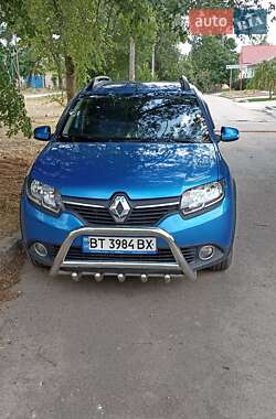 Внедорожник / Кроссовер Renault Sandero StepWay 2015 в Херсоне