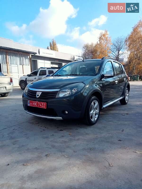 Внедорожник / Кроссовер Dacia Sandero StepWay 2009 в Каменском Внедорожник / Кроссовер Dacia Sandero StepWay 2009 в Каменском