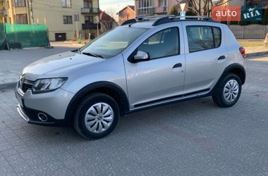 Внедорожник / Кроссовер Renault Sandero StepWay 2015 в Львове