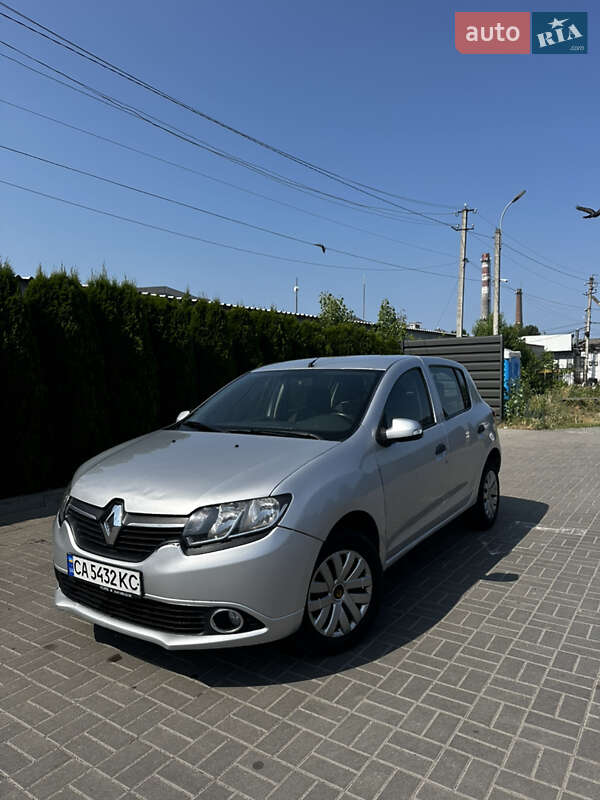 Хэтчбек Renault Sandero 2014 в Черкассах