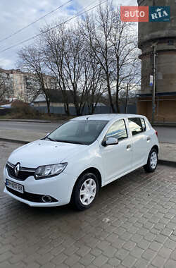 Хэтчбек Renault Sandero 2013 в Каменец-Подольском