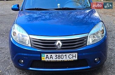 Хетчбек Renault Sandero 2010 в Києві