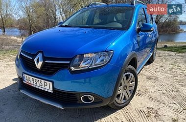 Хетчбек Renault Sandero 2016 в Києві Хетчбек Renault Sandero 2016 в Києві