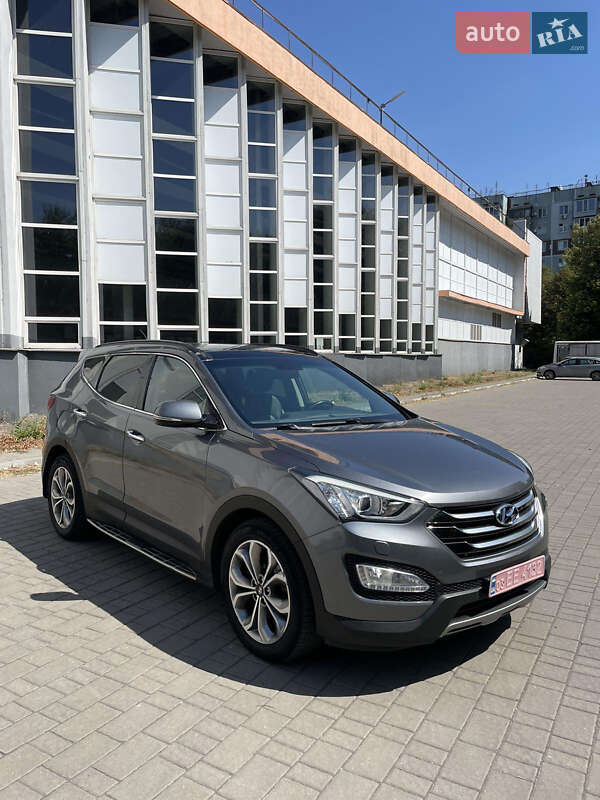 Внедорожник / Кроссовер Hyundai Santa FE 2015 в Днепре