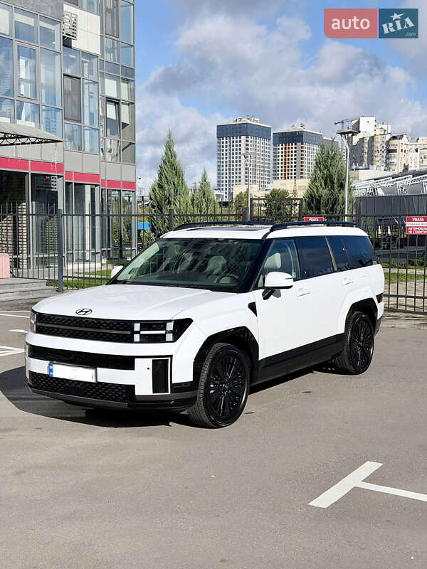 Внедорожник / Кроссовер Hyundai Santa FE 2024 в Киеве