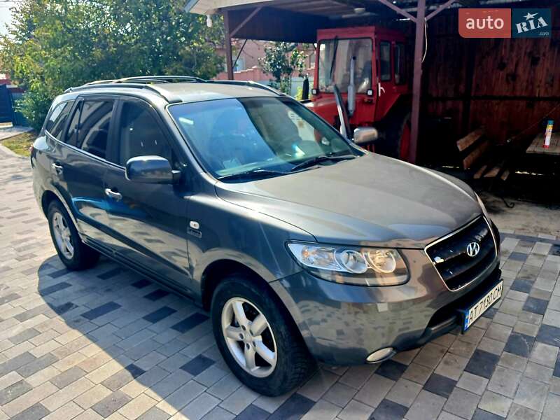 Внедорожник / Кроссовер Hyundai Santa FE 2006 в Калуше