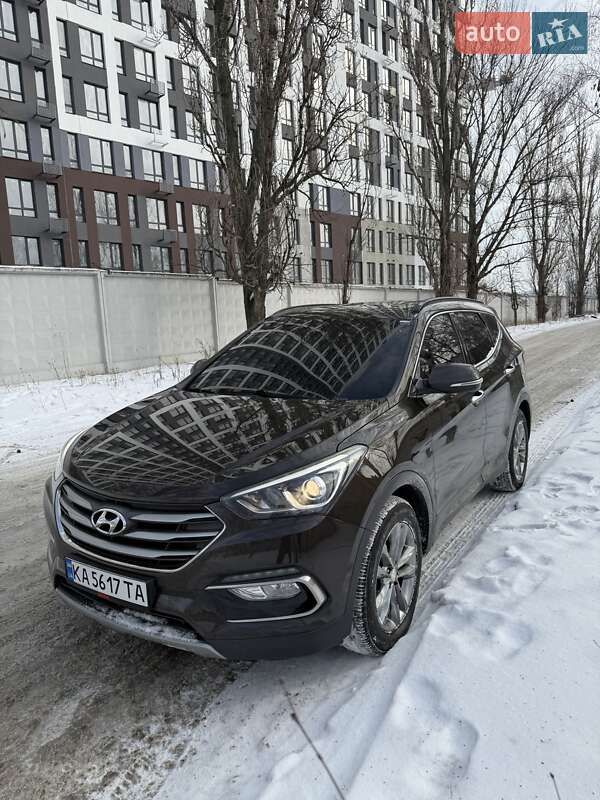 Позашляховик / Кросовер Hyundai Santa FE 2016 в Києві