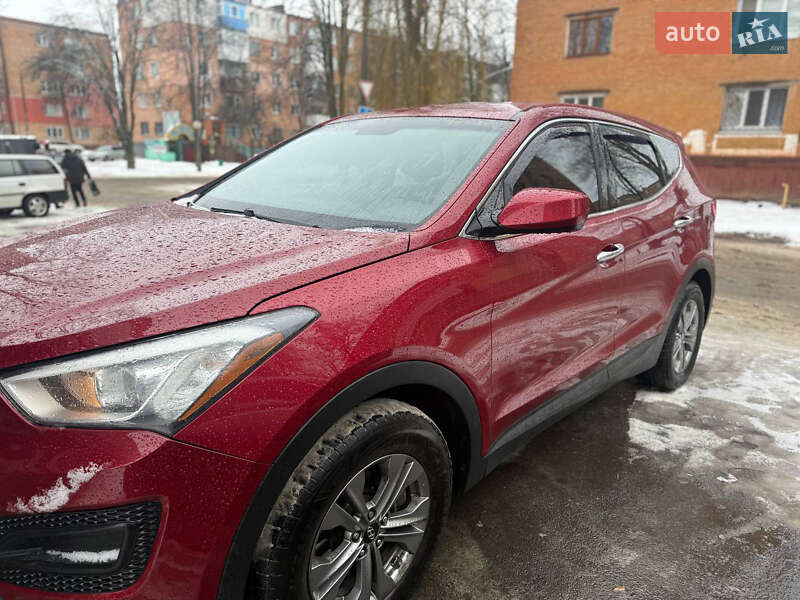 Внедорожник / Кроссовер Hyundai Santa FE 2015 в Александрие