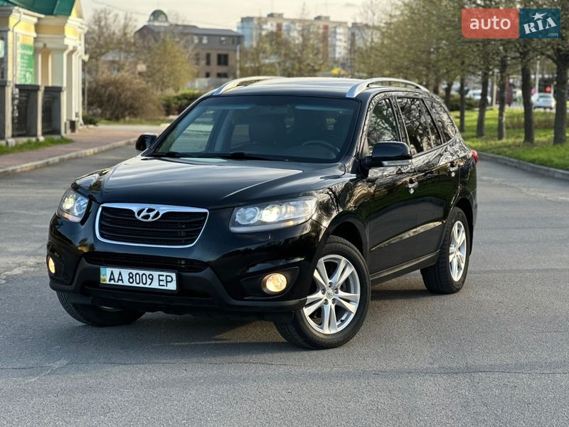 Позашляховик / Кросовер Hyundai Santa FE 2010 в Умані