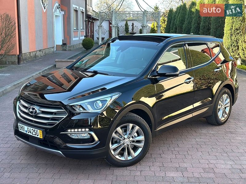 Внедорожник / Кроссовер Hyundai Santa FE 2016 в Стрые