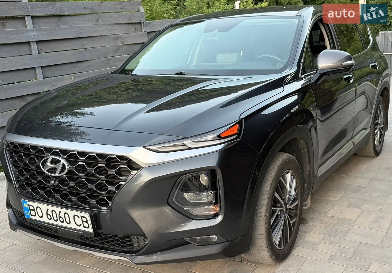 Hyundai Santa Fe photo 2