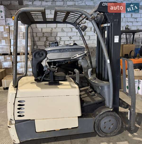 Вилочный погрузчик Crown SC 2010 в Луцке