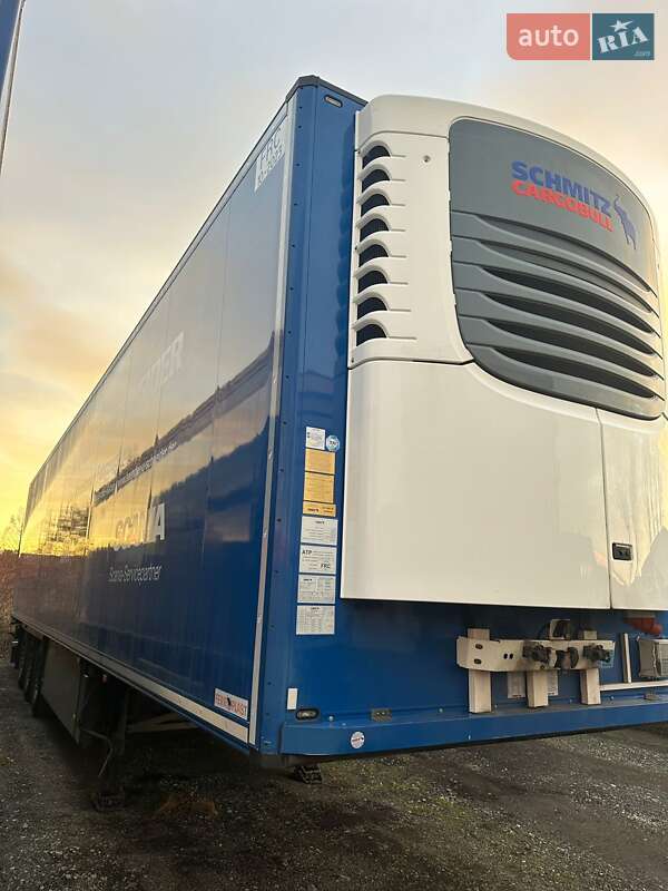 Рефрижератор полуприцеп Schmitz Cargobull SCB S3B 2017 в Житомире