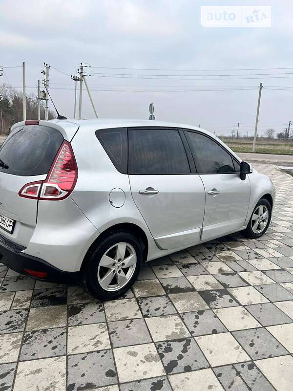 Минивэн Renault Scenic 2009 в Самборе