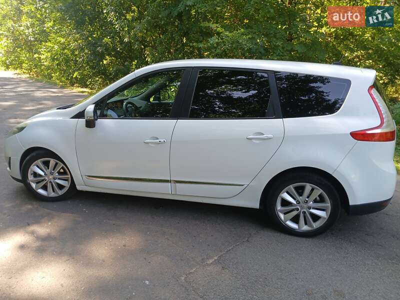 Минивэн Renault Scenic 2010 в Фастове