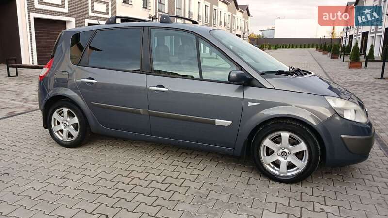 Минивэн Renault Scenic 2006 в Саврани