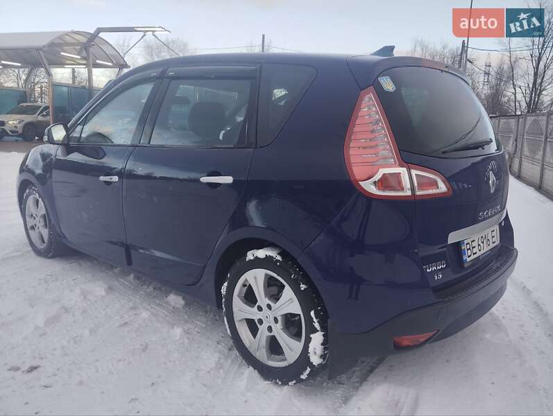 Минивэн Renault Scenic 2011 в Кривом Роге