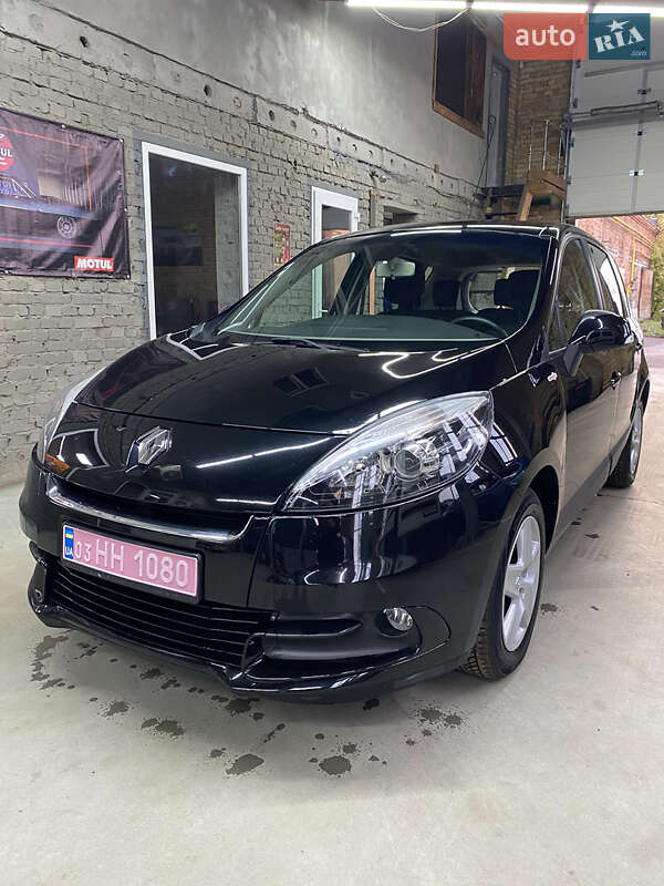 Минивэн Renault Scenic 2012 в Луцке
