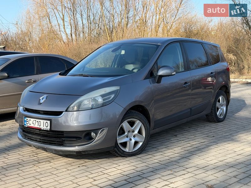 Минивэн Renault Scenic 2013 в Львове