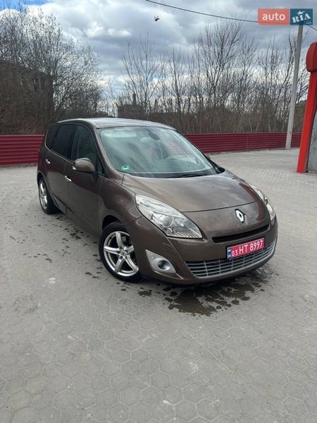 Мінівен Renault Scenic 2010 в Кременці
