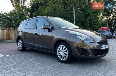 Мінівен Renault Scenic 2009 в Запоріжжі