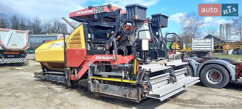 Асфальтоукладчик Dynapac SD 2011 в Тернополі