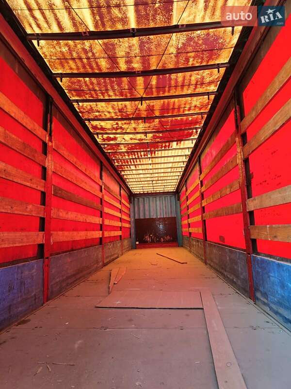 Бортовий напівпричіп Krone SD 2015 в Одесі