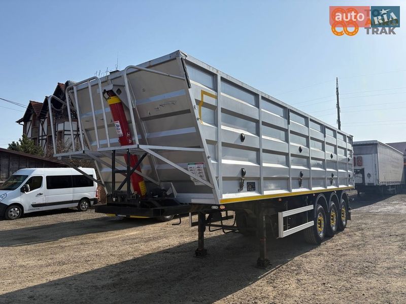 Самосвал полуприцеп Krone SD 2010 в Ковеле