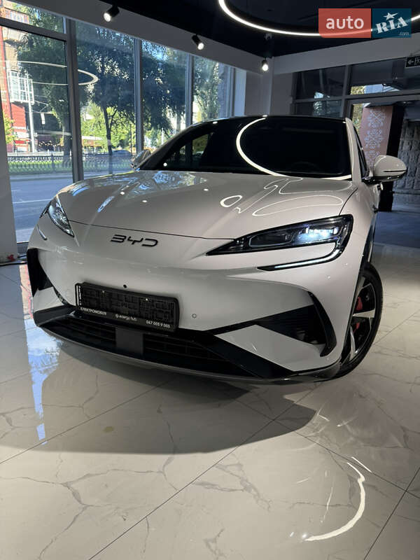 Внедорожник / Кроссовер BYD Sea Lion 07 2024 в Киеве