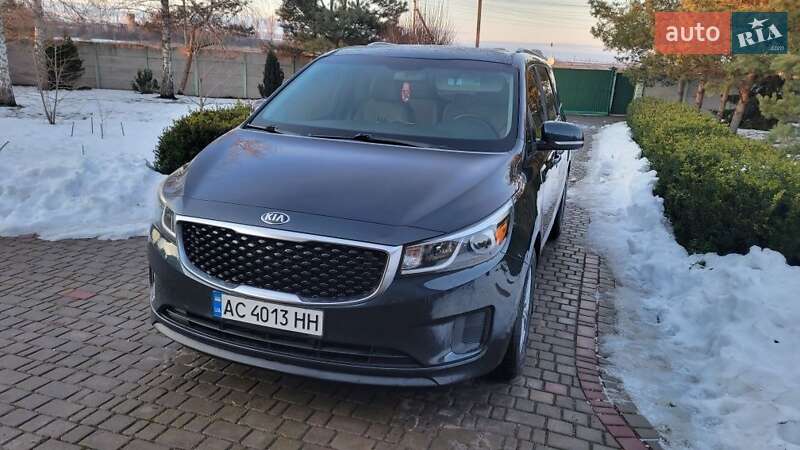 Минивэн Kia Sedona 2015 в Иваничах Минивэн Kia Sedona 2015 в Иваничах
