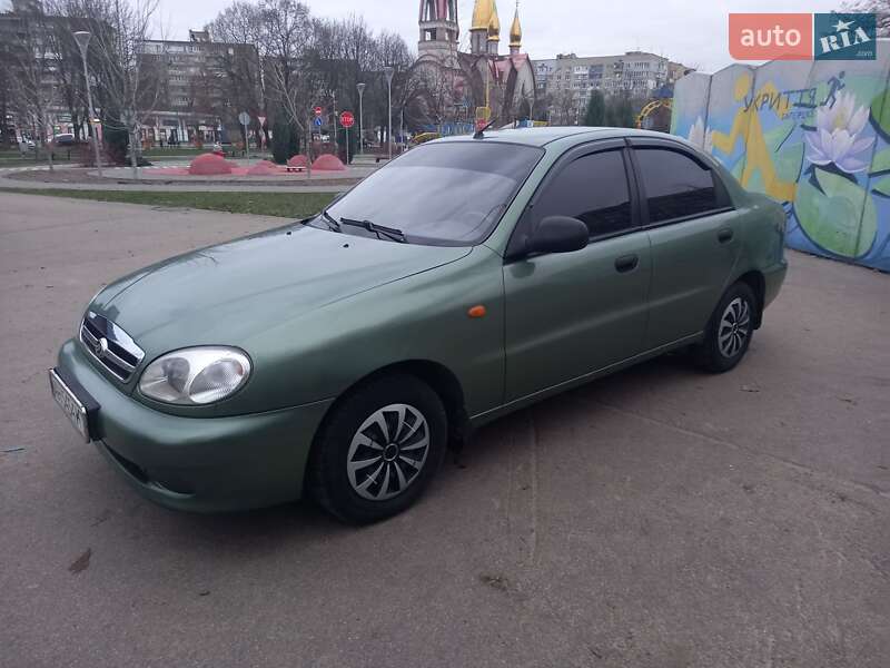 Седан ЗАЗ Sens 2010 в Дніпрі