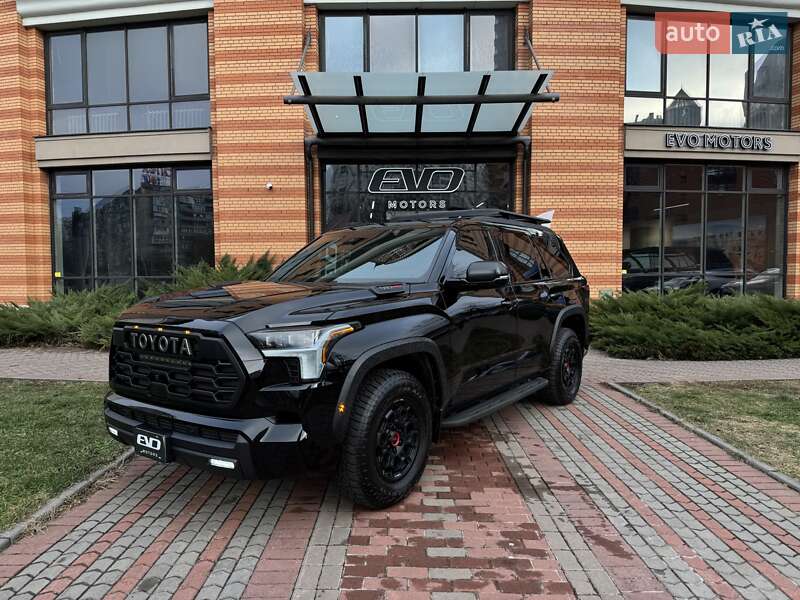 Внедорожник / Кроссовер Toyota Sequoia 2023 в Киеве