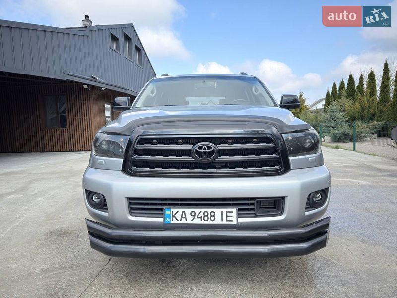 Позашляховик / Кросовер Toyota Sequoia 2008 в Києві
