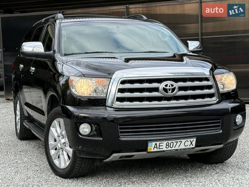 Внедорожник / Кроссовер Toyota Sequoia 2008 в Днепре