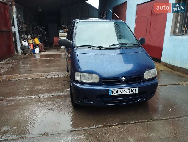 Минивэн Nissan Serena 1999 в Глухове