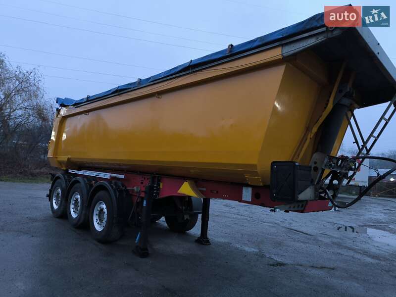 Самоскид напівпричіп Schmitz Cargobull SGF S3 2013 в Чернівцях Самоскид напівпричіп Schmitz Cargobull SGF S3 2013 в Чернівцях