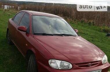 Седан Kia Shuma 2000 в Хмельницком