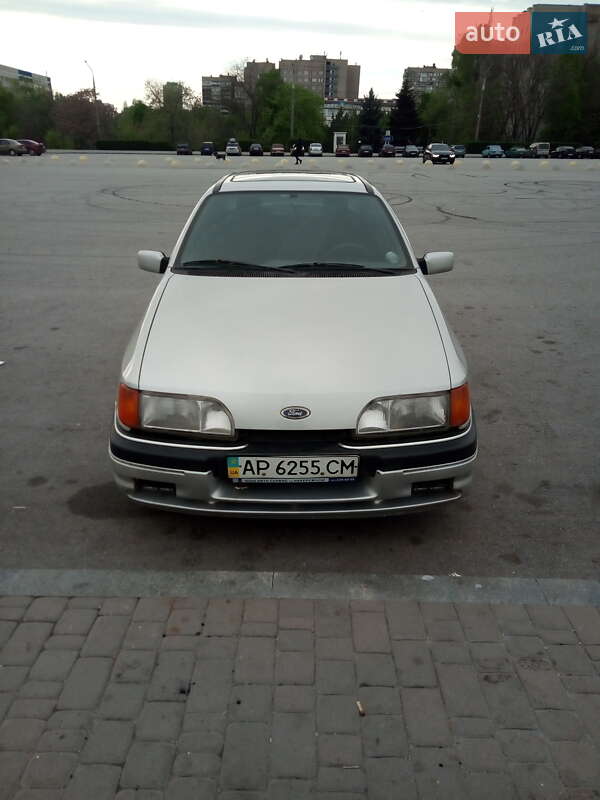 Седан Ford Sierra 1988 в Запорожье