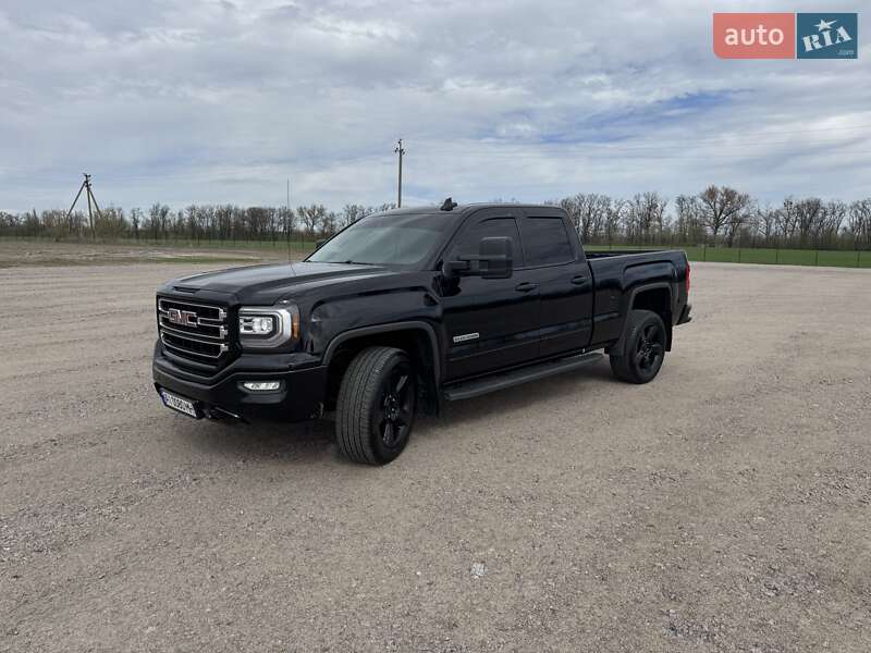 Пікап GMC Sierra 2019 в Миронівці