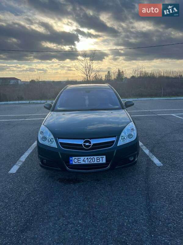 Хэтчбек Opel Signum 2005 в Черновцах