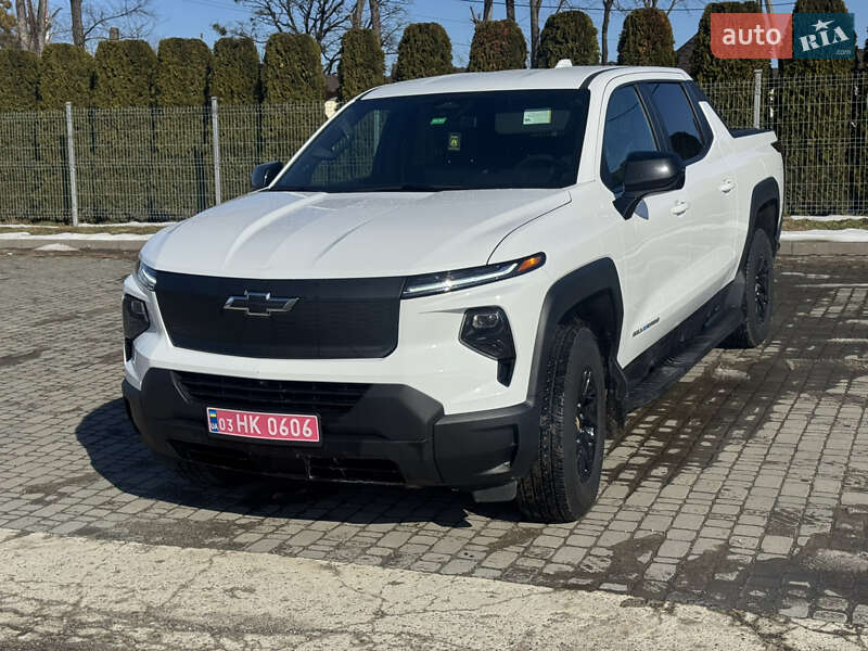 Пикап Chevrolet Silverado EV 2024 в Львове