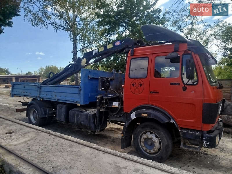 Кран-маніпулятор Mercedes-Benz SK-Series 1988 в Ватутіному Кран-маніпулятор Mercedes-Benz SK-Series 1988 в Ватутіному