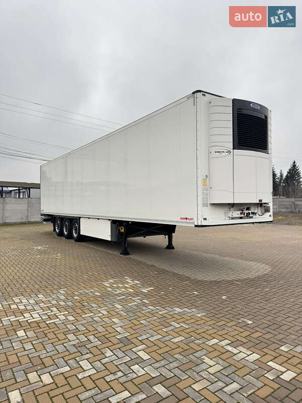 Рефрижератор полуприцеп Schmitz Cargobull SKO 24 2017 в Виннице