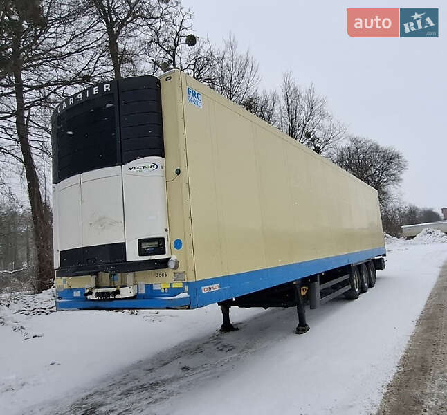 Рефрижератор полуприцеп Schmitz SKO 24 2010 в Львове