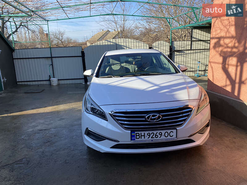 Седан Hyundai Sonata 2014 в Измаиле